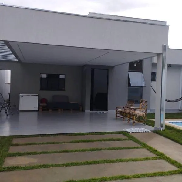 Linda casa com piscina, hotel v destinaci Ribeirão Preto