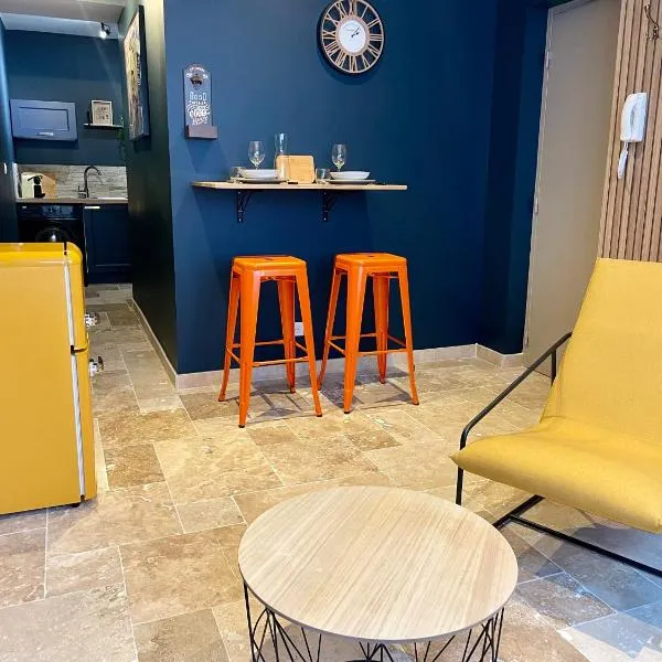 Le Curbelet Appartement Coeur Bastide, hotel v destinaci Mazères