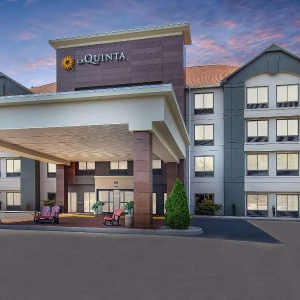 La Quinta Inn by Wyndham Pigeon Forge-Dollywood、New Eraのホテル