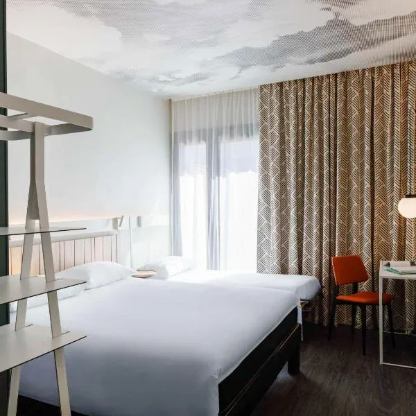 ibis Lyon Est Meyzieu – hotel w mieście Meyzieu