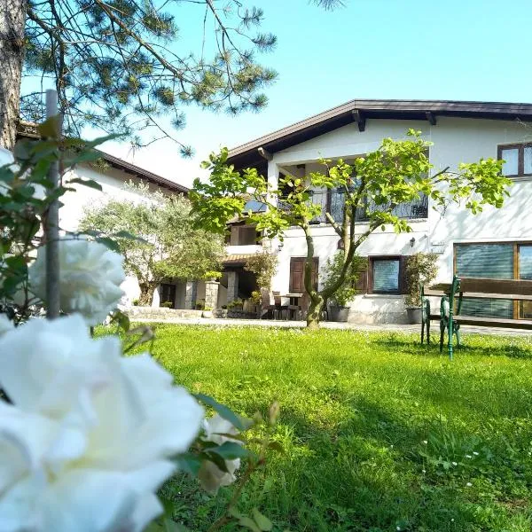 Pri Martinovih, hotel v destinaci Deskle