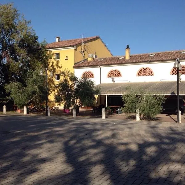 Agriturismo La Rasdora, hotel sa Porto Mantovano