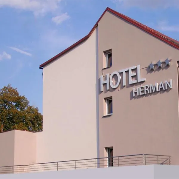 Hotel Herman, hotel in Hradisko
