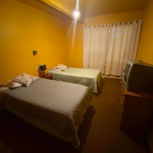 HOSPEDAJE RIOS ( EX SCHULZ 2 ), hotel v destinaci Osorno