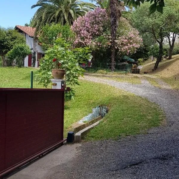 Appartement F2 tout confort ****, hôtel à Saint-Jean-de-Luz