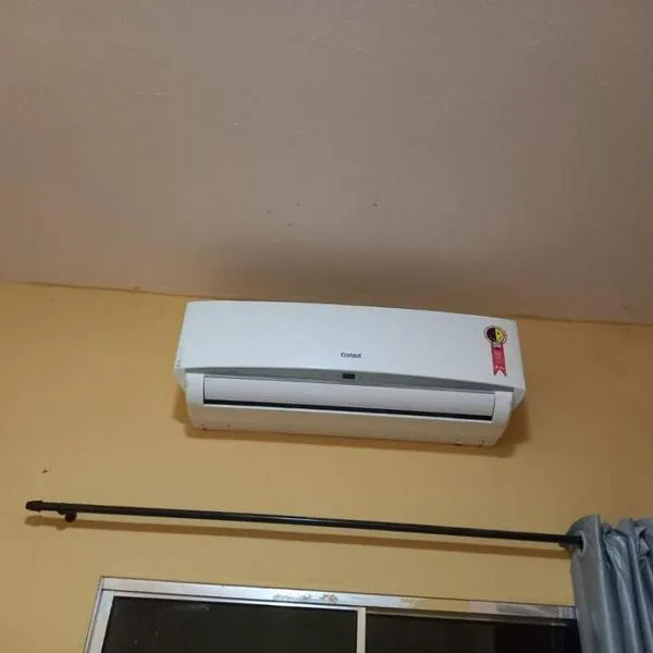 casa,ar condicionado,suíte e garagem no major prates, hotel v destinaci Montes Claros