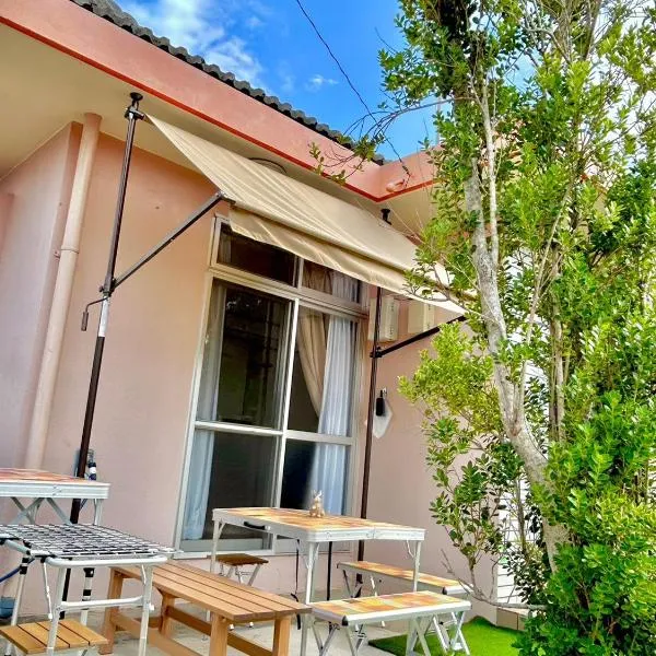 Onna yuntaku-SEVEN Hotels and Resorts-, hotel v destinaci Onna