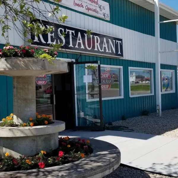 Wild Rose Country Inn, hotel in Grande Prairie