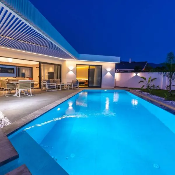 Villa Azize, hotel v mestu Fethiye