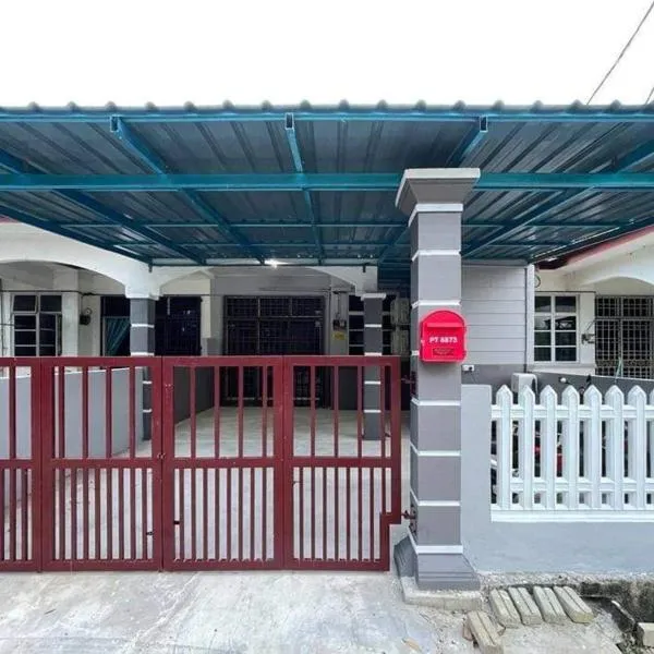 SRI TEGUH HOMESTAY, hotel v destinaci Tanah Merah
