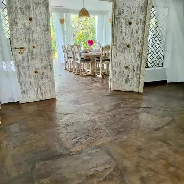 WHITE Nyumba Malindi, khách sạn ở Malindi