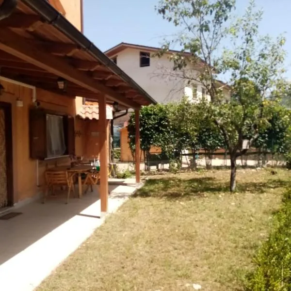 Casa dell'orso – hotel w mieście Rocca di Botte