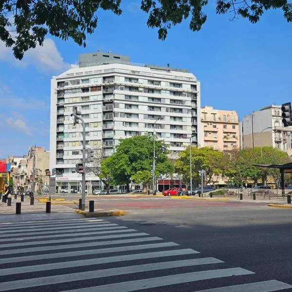 Apart 1013 con Piscina Gimnasio Laundry y Seguridad 24 hs, hotel in Buenos Aires