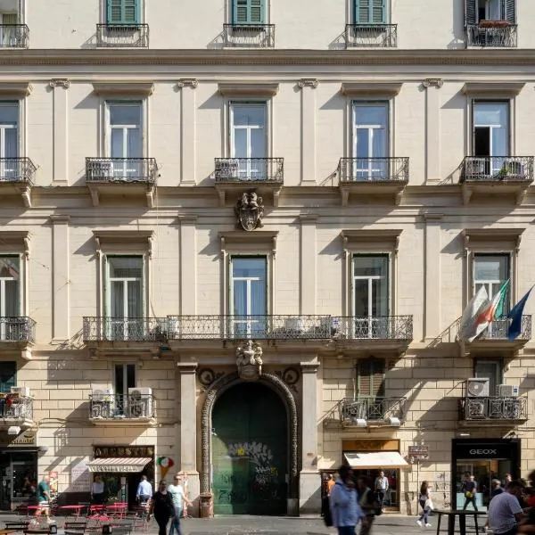 Napolit'amo Hotel Principe, hótel í Napolí