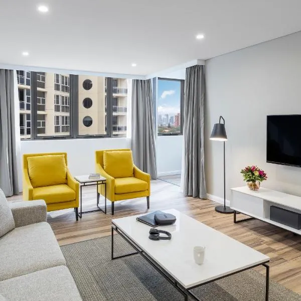 Meriton Suites Bondi Junction, מלון בNorth Sydney