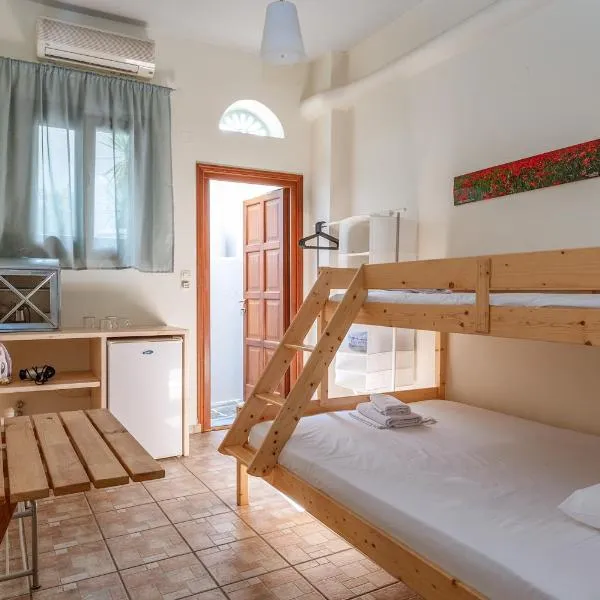 En Tino Basement 5, hotel in Tinos Town