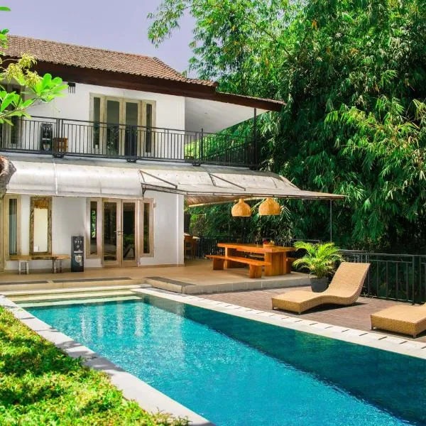 Bali Invest Living, отель в городе Kediri