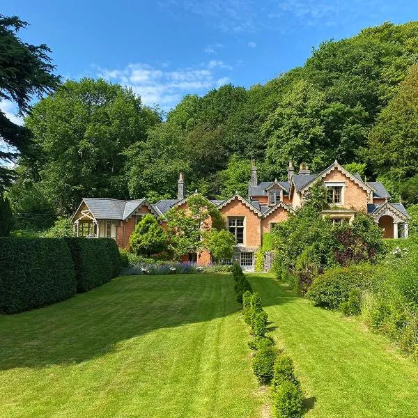 Eller How House - Private Regency Property & Lake, Hotel in Lindale