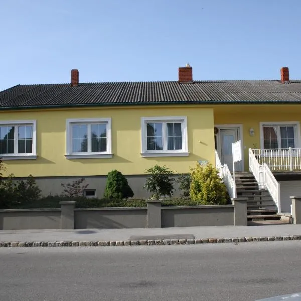 Gästehaus zum See, ξενοδοχείο σε Illmitz
