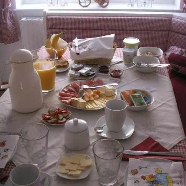Gästehaus Bett-i, hotel v destinaci Marchegg
