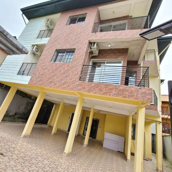 LUXOR RESIDENCE YASSA DOUALA, hotel v destinaci Ngori