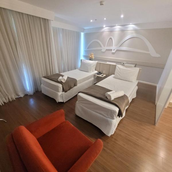 FLAT NO MERCURE BRASÍLIA LIDER, COM LIMPEZA DIÁRIA GRÁTIS, AO LADO DA ESPLANADA DOS MINISTÉRIOS, ESTÁDIO MANÉ GARRINCHA E CENTRO DE CONVENÇÕES, COM PISCINA, ACADEMIA, RESTAURANTE, RECEPÇÃO 24HS By REI DOS FLATS - Foto 2