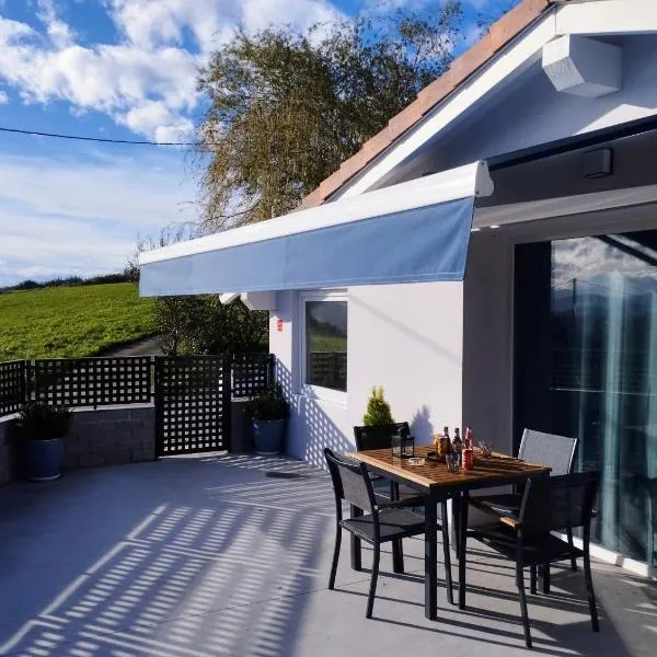 Los Sauces de la Fuente – hotel w mieście Santillana del Mar