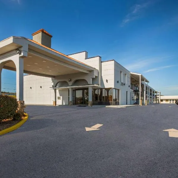Econo Lodge White Pine Morristown I-81 & I-40 Split, hotel v destinaci White Pine