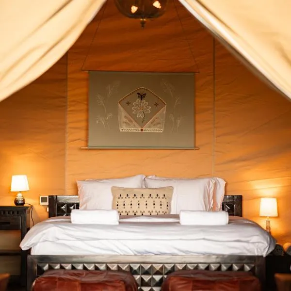 Mia Glamping โรงแรมในOrissaare