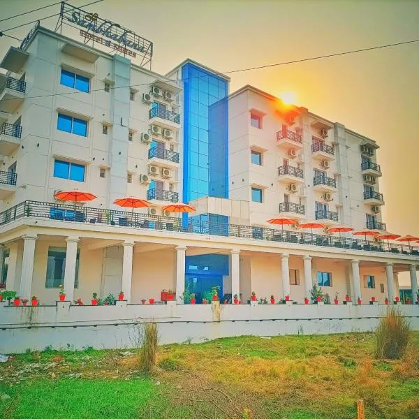 Sambhabana Hotel & Suites, hotel in Sainthia