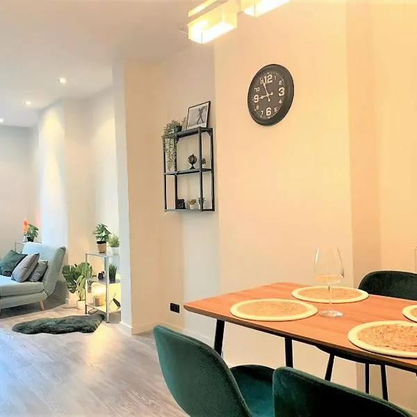 Royal South - Apartment Antwerp with Parkview, hotel in Antwerp