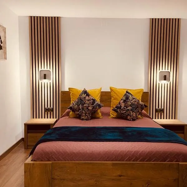 Luxury apartament airport, ξενοδοχείο στη Μάλαγα