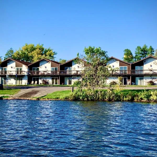 Bridge Inn Tomahawk -1st Floor, 2 Queen Size Bed, Walkout, River View, hotel v destinaci Tomahawk