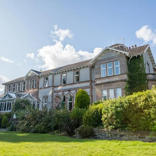 Rosslea Hall Hotel, hotel in Rosneath