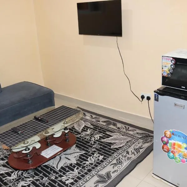 FLORENCE APARTMENTS C, hotel in Mtwapa