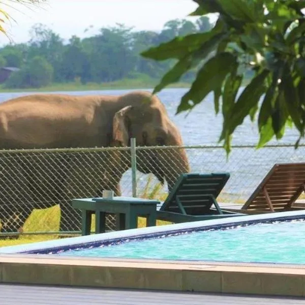 Hotel Lake Park, hotel in Diwulankadawala