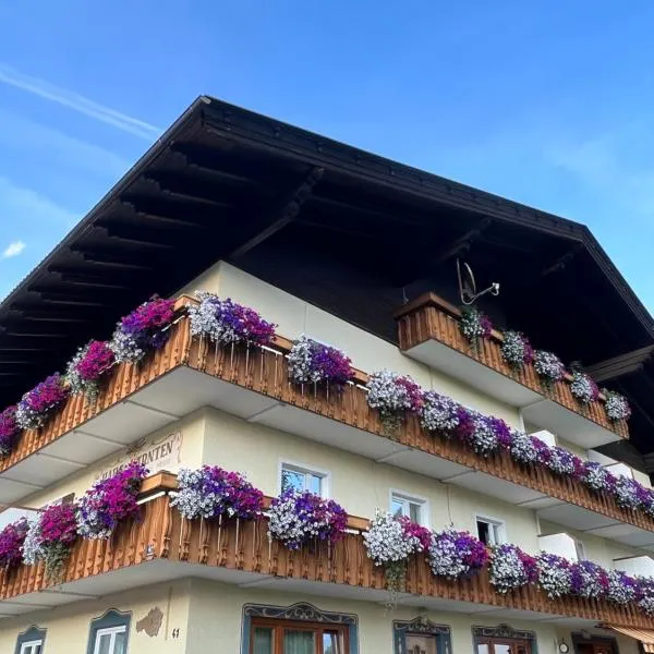 Haus Kärnten, hotel v destinácii Döbriach