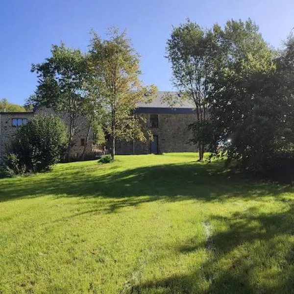 La grange du Moulin, ξενοδοχείο σε Érezée