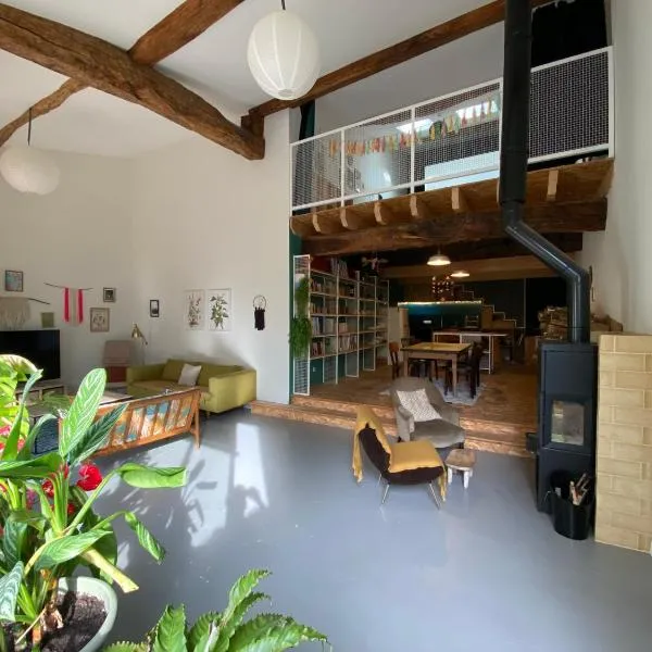 Loft Saint-Jean, hotel in Sainte-Colombe-de-Duras