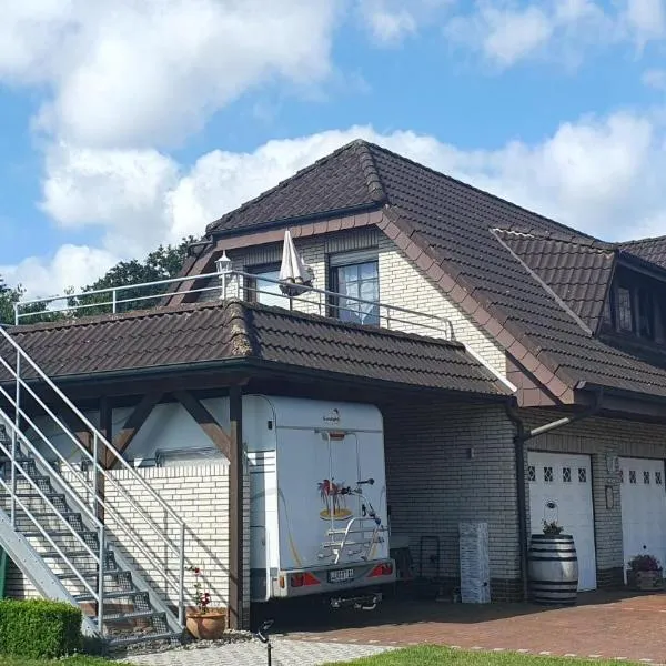 Ferienwohnung Hahnentange, hotel v destinaci Rhauderfehn