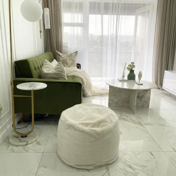 Privately Owned Apartment at Ocean View Villas, hotel in Port Edward