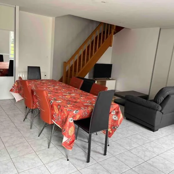 Gîte à la campagne - 8 personnes, hotel in Argentré