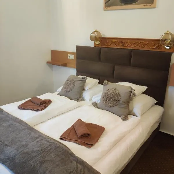Fészek Fogadó - Pension Nest, hotel v Mosonmagyaróváru