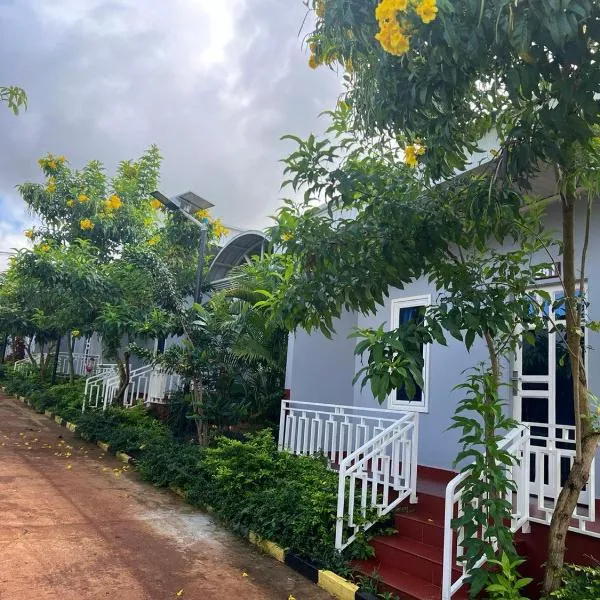 Chomkatae Bungalows, hotel in Môndól Kiri