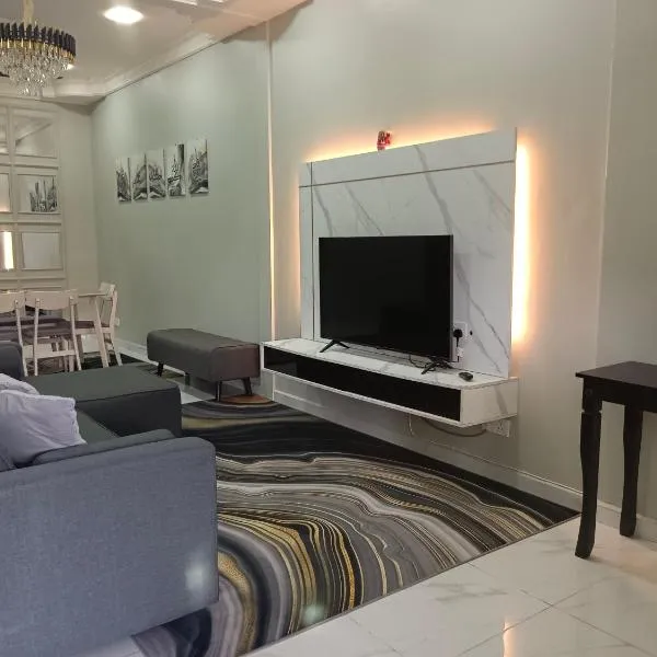 AMDH Homestay, hotel v mestu Kampong Kemaman