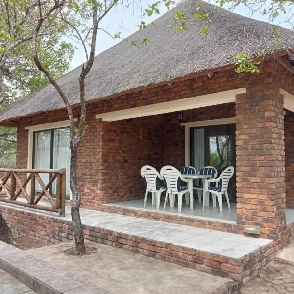 Le Lion Dort, hotel in Marloth Park