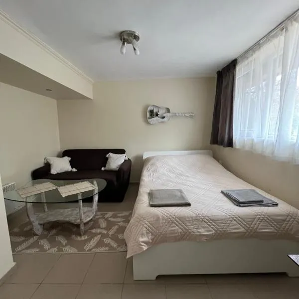 Studio 5, hotel in Varna City