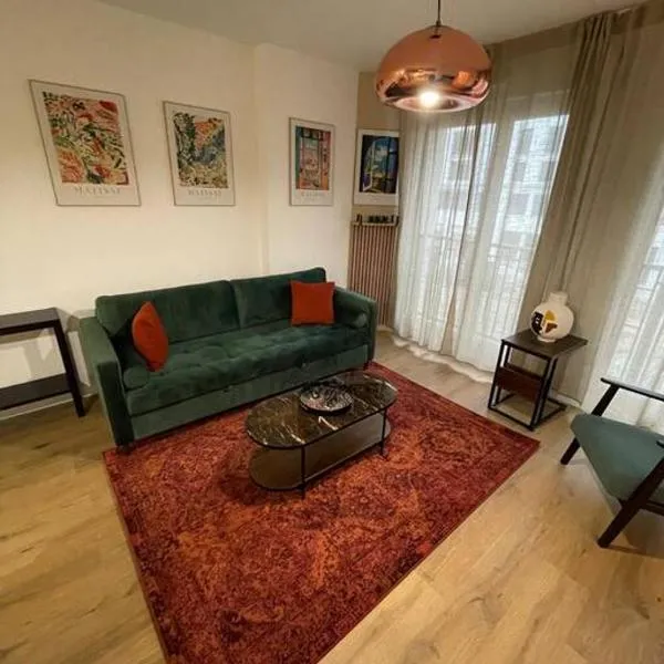 Appart charmant au cœur de la ville et des commodités, hotel in Saint-Ouen