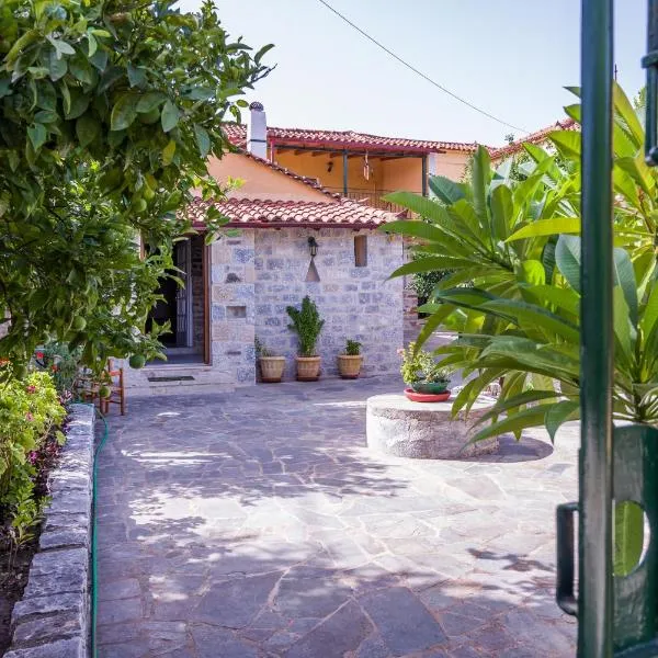 VILLA - APA II, hotel v destinaci Gythio