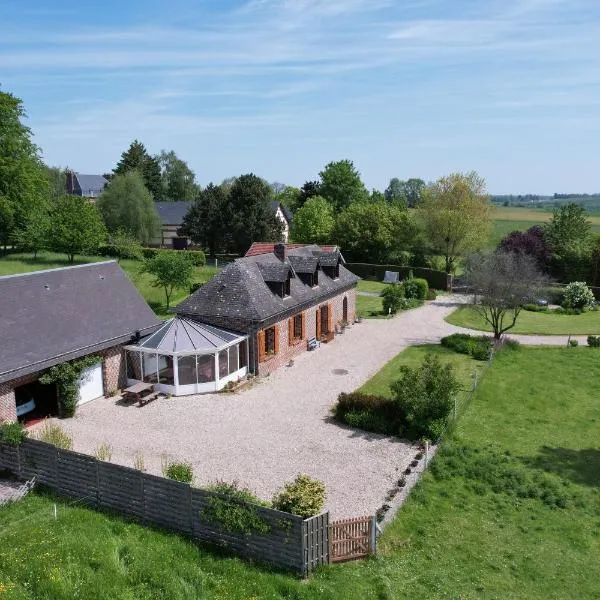 Le gîte du bois du fil, hotel di Vassonville